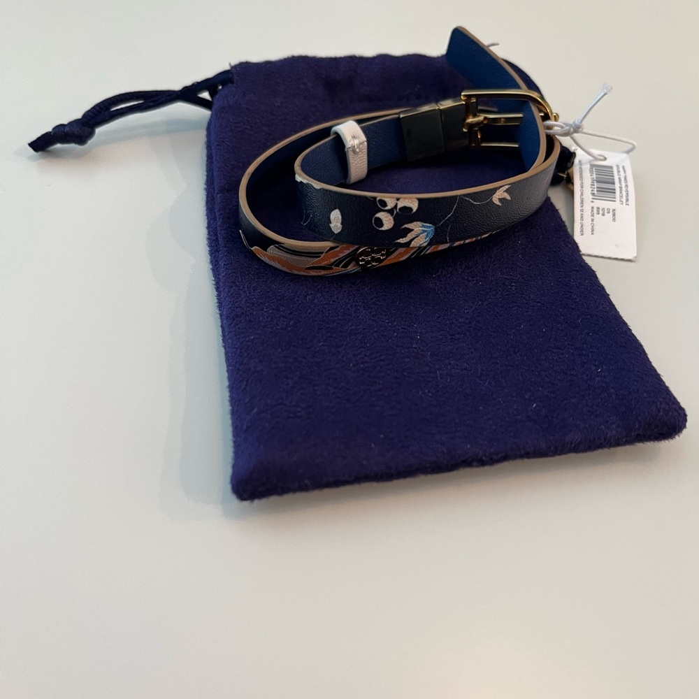 Tory Burch Happy Times Reversible Floral Wrap Bracelet - Picture 4 of 5